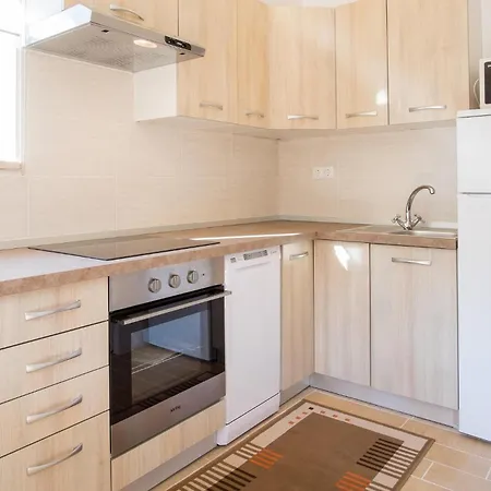 2 Bedroom Amazing In *