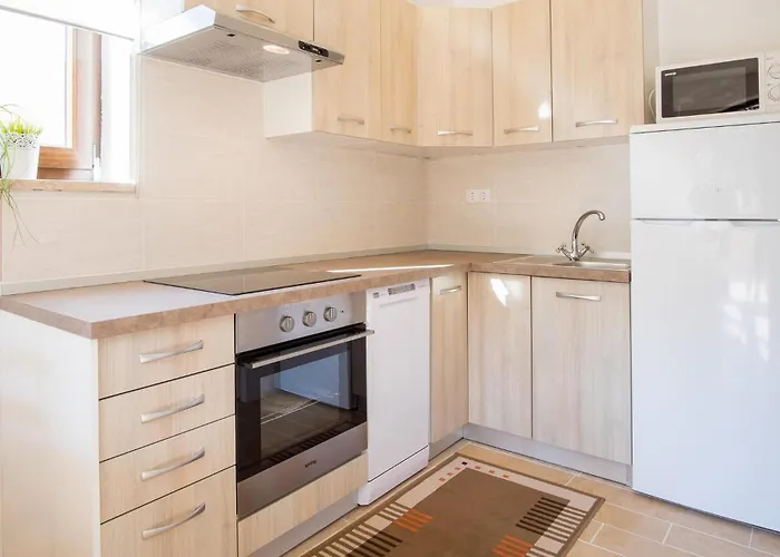 2 Bedroom Amazing In *