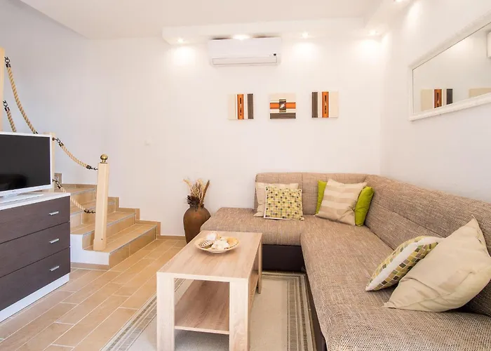 Prázdninový dům 2 Bedroom Amazing In Sveti Vid-Miholjice