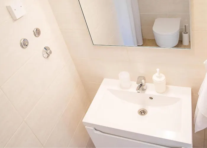 Prázdninový dům 2 Bedroom Amazing In